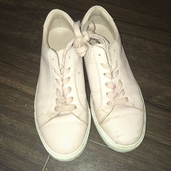 The Greats Brooklynn pink blush, low top 9.5 sneakers - Picture 1 of 7